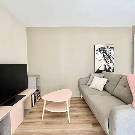 T2 Parking Prox Thermes Et Centre-ville Apartman